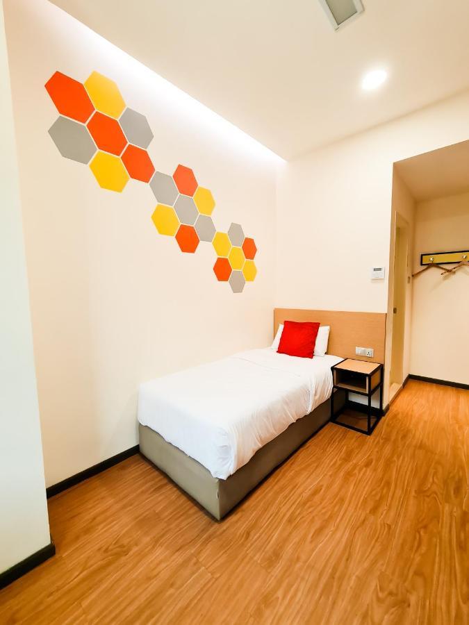 Qlio Hotel Kota Kinabalu Bagian luar foto